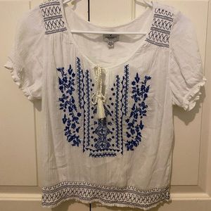 American Eagle Peasant Top